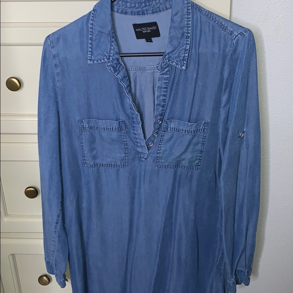 women’s blue long sleeve dress